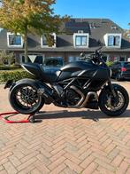 Ducati diavel 2017 black, Naked bike, Particulier, 2 cilinders