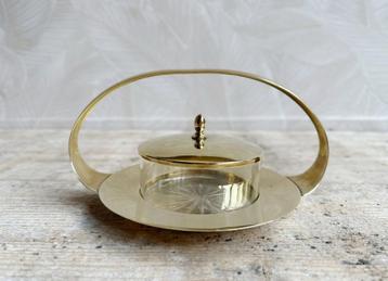 Vintage messing bonbonniere beschikbaar voor biedingen