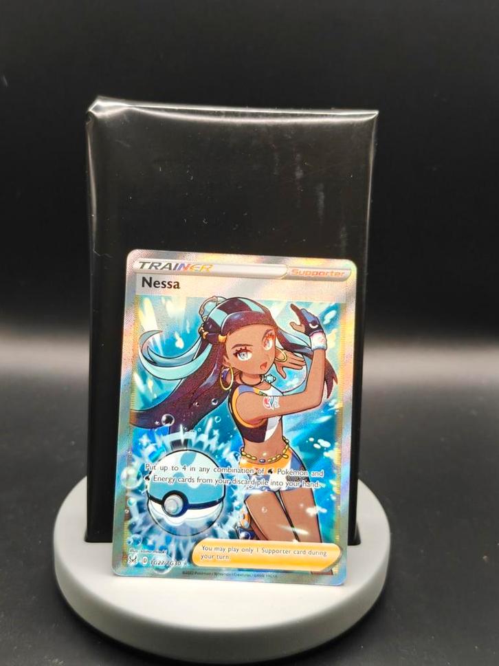 Nessa TG27/TG30 Lost Origin - Pokemon Kaart (1), Hobby en Vrije tijd, Verzamelkaartspellen | Pokémon, Zo goed als nieuw, Losse kaart