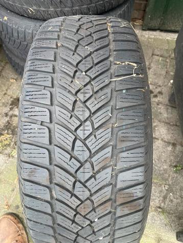 Winterbanden 215/55 R17 Fulda beschikbaar voor biedingen