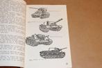 Museum Leningrad [1987] — Artillerie, Genie, Transmissies, Boeken, Oorlog en Militair, Ophalen of Verzenden, Tweede Wereldoorlog