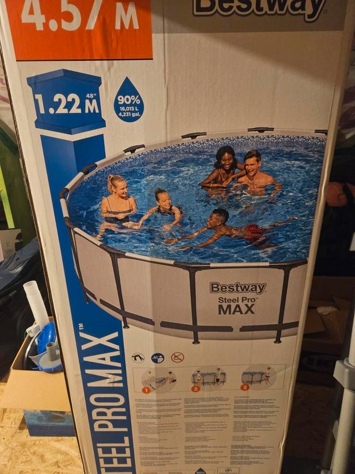 Bestway Steel Pro Max Zwembad - 4.57m x 1.22m, Tuin en Terras, Zwembaden, Nieuw, Opzetzwembad, 120 cm of meer, 400 cm of meer