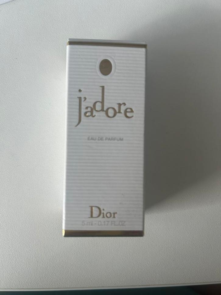 CHRISTIAN DIOR J’ADORE eau de parfum 5 ml miniatuur, Sieraden, Tassen en Uiterlijk, Uiterlijk | Parfum, Nieuw, Ophalen