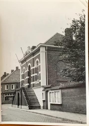 Baarle-Hertog, Belgisch gemeentehuis, originele foto 1966.