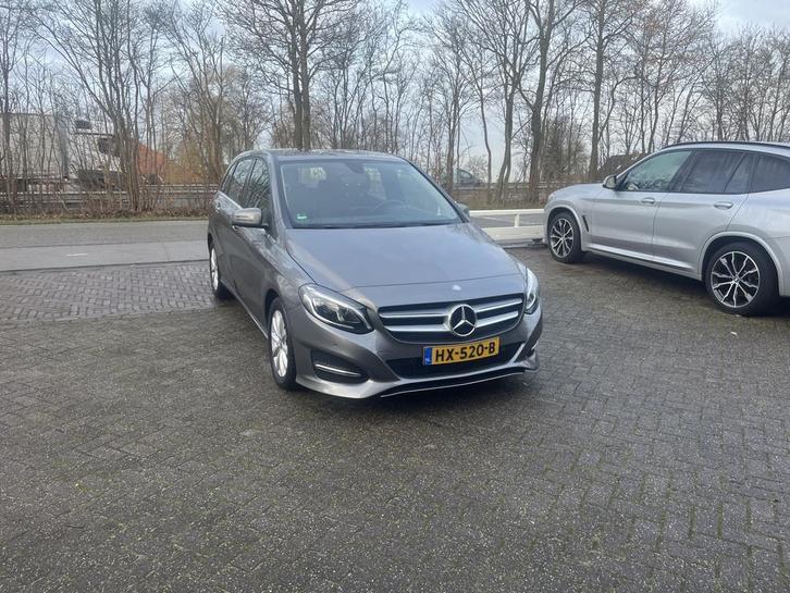 Mercedes-Benz B-Klasse 180 Ambition AUTOMAAT TREKHAAK CRUISE, Auto's, Mercedes-Benz, Bedrijf, Te koop, B-Klasse, ABS, Airbags