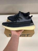 Yeezy Boost 350 V2 Carbon, Maat 44, Kleding | Heren, Schoenen, ., Zwart, Nieuw, Ophalen of Verzenden