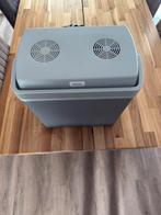 Koelbox 12 volt en 220, Ophalen of Verzenden, Zo goed als nieuw, Elektrisch