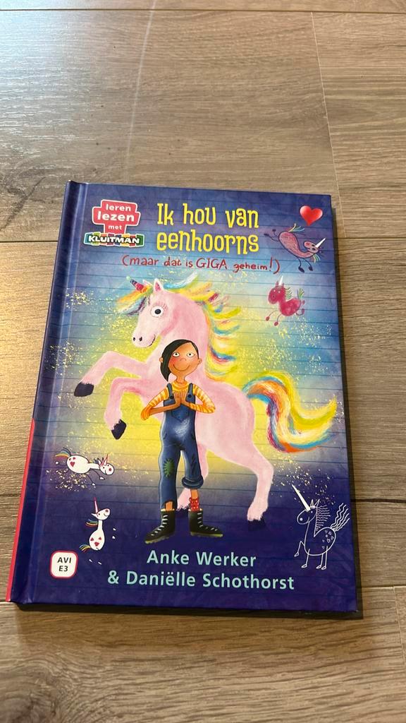 Anke Werker - (maar dat is giga geheim), Boeken, Kinderboeken | Jeugd | onder 10 jaar, Zo goed als nieuw, Ophalen of Verzenden