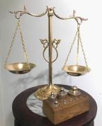 Weegschaal Apotheker met 8 gewichten in blok Antiek✨😍🤗👌, Ophalen of Verzenden, Brons