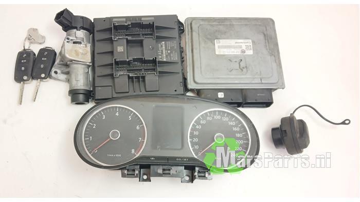 Kontaktslot + computer van een Volkswagen Polo, Auto-onderdelen, Overige Auto-onderdelen, Volkswagen, Gebruikt, 3 maanden garantie