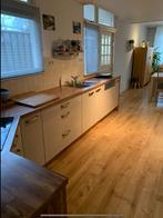 Kwalitatief goede keuken. Taupe houtkleur, Huis en Inrichting, Keuken | Tupperware, Gebruikt, Ophalen