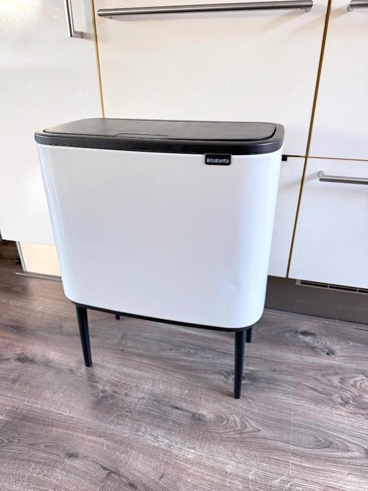 Brabantia Bo Touch Bin Prullenbak, Huis en Inrichting, Woonaccessoires | Prullenbakken, Gebruikt, Rvs, 50 tot 75 cm, 30 tot 40 liter