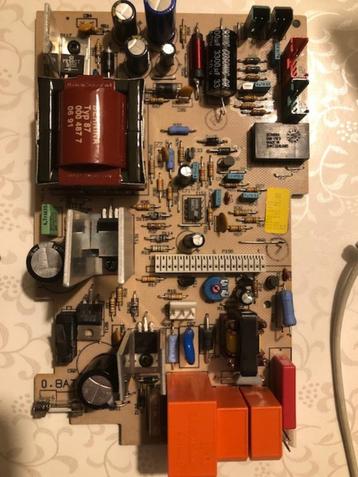 Bernina computer naaimachine reparatie beschikbaar voor biedingen