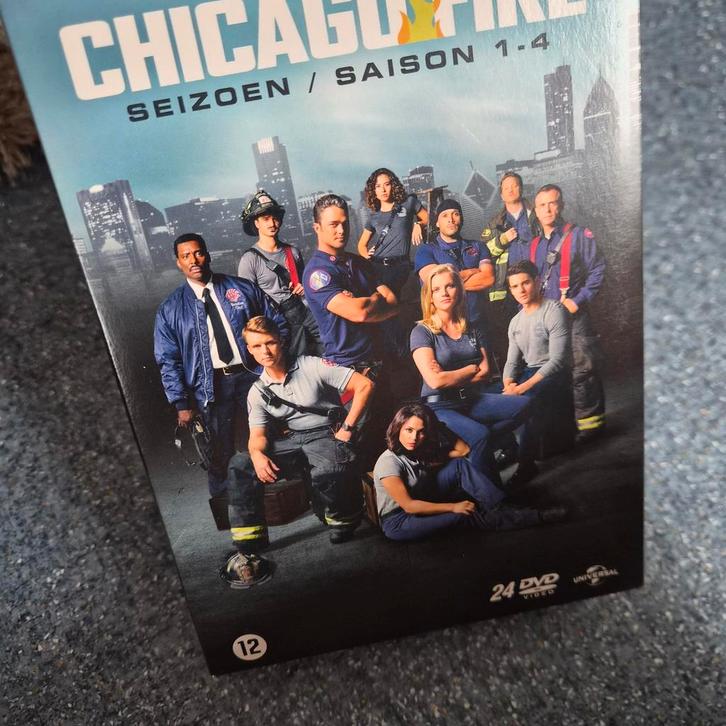 Chicago Fire DVD Box - Seizoen 1-4, Cd's en Dvd's, Dvd's | Tv en Series, Ophalen of Verzenden
