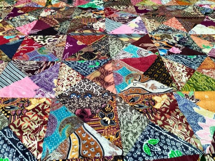 quilt (sprei) of woondeken, Huis en Inrichting, Slaapkamer | Beddengoed, Zo goed als nieuw, Overige typen, Tweepersoons, Overige kleuren