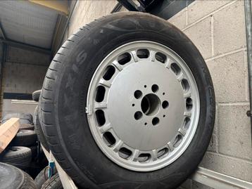 Putdeksel Velgen 15” origineel Mercedes voor SL en 126 beschikbaar voor biedingen