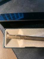 Antieke Gouden Dasspeld in Originele Doos, Kleding | Heren, Stropdassen, Ophalen of Verzenden, Gedragen, Geel, Met patroon
