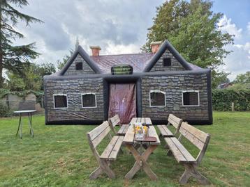opblaasbaas kroeg/pub/tent te huur  beschikbaar voor biedingen