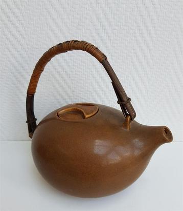 Theepot, keramiek, bruin, gaaf, gemerkt, W. Germany beschikbaar voor biedingen