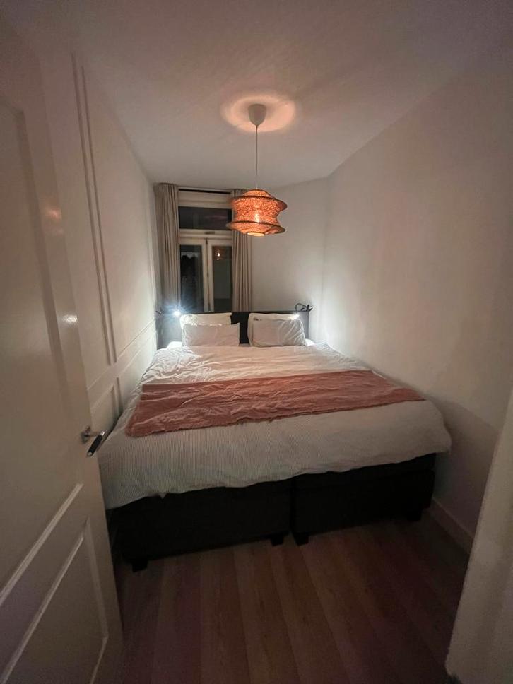 Dekbed & twee sets dekbedovertrek, Huis en Inrichting, Slaapkamer | Beddengoed, Zo goed als nieuw, Deken of Dekbed, Tweepersoons