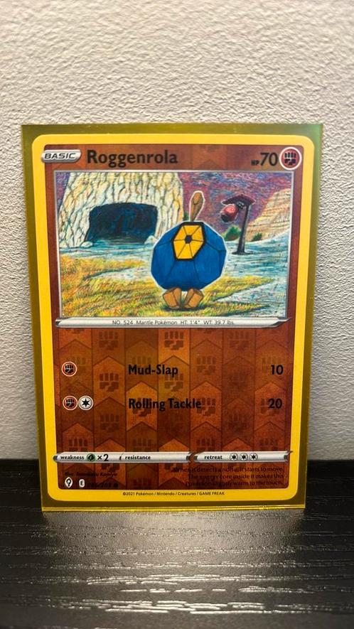 Roggenrola 086/203 Evolving Skies reverse holo pokemon kaart, Hobby en Vrije tijd, Verzamelkaartspellen | Pokémon, Nieuw, Boosterbox