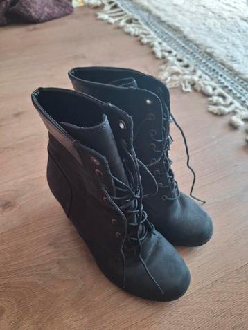 Timberland veterlaarsjes maat 37 beschikbaar voor biedingen