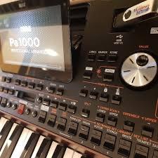 Korg Pa1000 Arranger Keyboard - Complete Set!, Muziek en Instrumenten, Synthesizers, Gebruikt, 61 toetsen, Korg, Met midi-aansluiting
