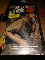 Vcc video2000 ex-rental - Too Late The Hero, Cd's en Dvd's, VHS | Film, Ophalen of Verzenden, Gebruikt