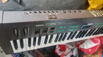 Vintage Yamaha DX 21 mooie goede staat 100 euro beschikbaar voor biedingen