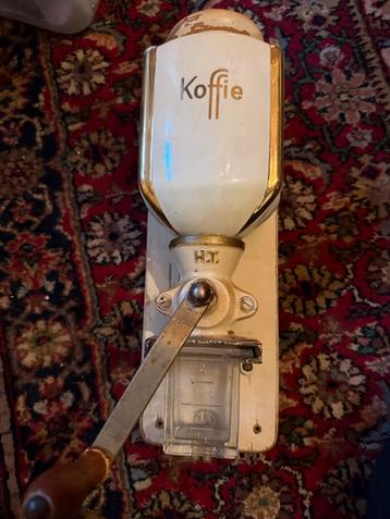 Vintage Armin Trosser Koffiemolen beschikbaar voor biedingen