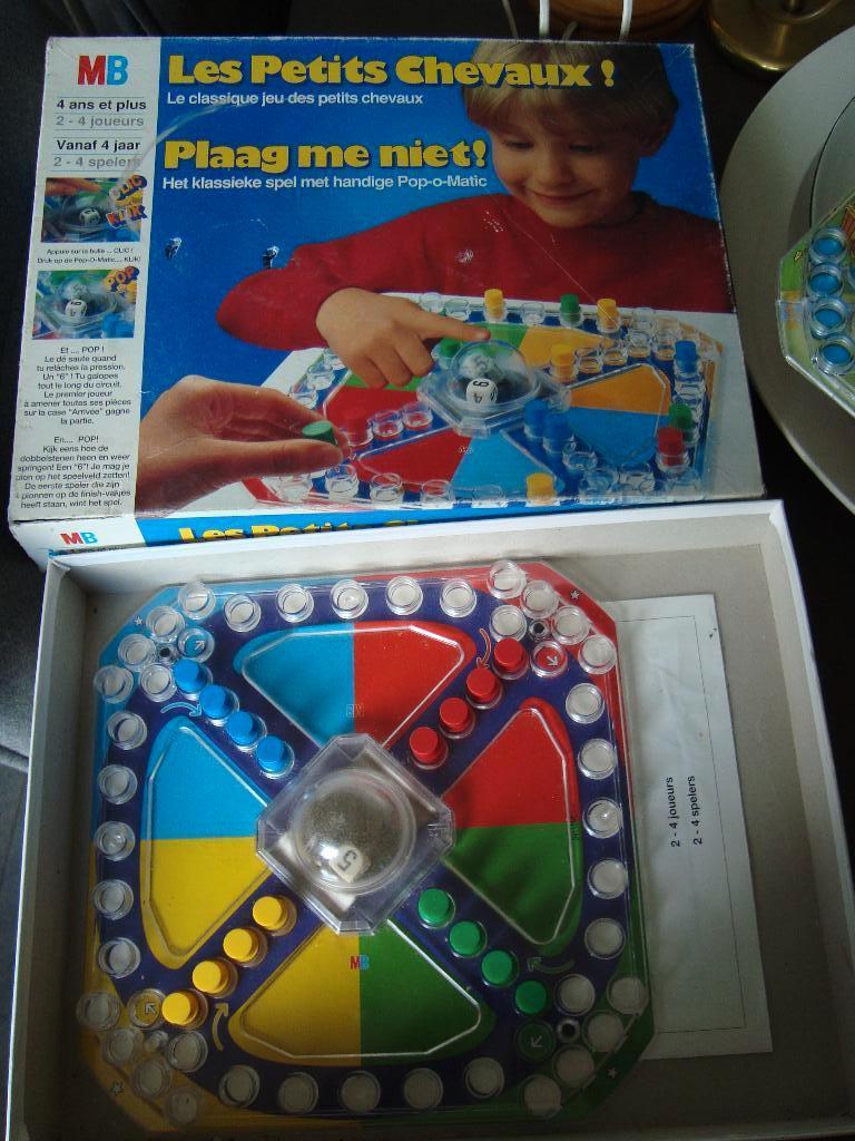 Mens erger je niet met extra sesamstraatbord, Ophalen of Verzenden, Zo goed als nieuw