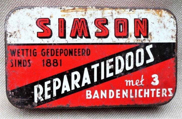 oud blikje Simson reparatiedoos met 1 bandenlichter., Antiek en Kunst, Antiek | Gereedschap en Instrumenten, Ophalen of Verzenden