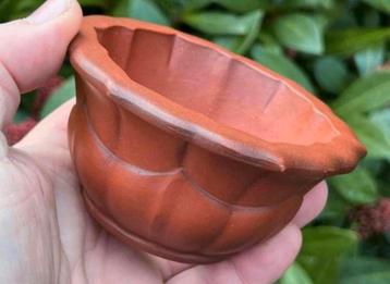 Bonsai pot rood-bruin ongeglazuurd gemerkt aardewerk 10,8x54 beschikbaar voor biedingen