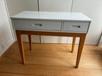 Design Linus kinderbureau van Made in prachtige staat, Ophalen, Zo goed als nieuw, Tafel(s)