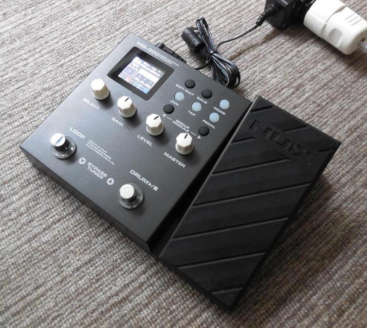 NUX MG300 gitaarpedaal, Muziek en Instrumenten, Effecten, Zo goed als nieuw, Multi-effect, Ophalen of Verzenden