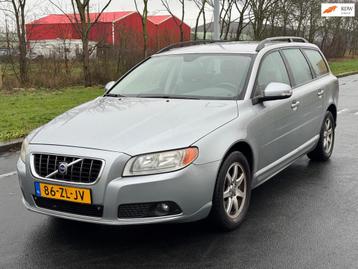 Volvo V70 2.0 Momentum / AIRCO / YOUNGTIMER beschikbaar voor biedingen