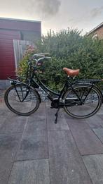 Zwarte damesfiets, Fietsen en Brommers, Fietsen | Dames | Omafietsen, Ophalen of Verzenden, Zo goed als nieuw