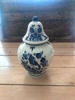 Blauw Delft vaas met deksel, Ophalen of Verzenden