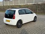Volkswagen Up! 1.0 high up! PANO I NAVI I STOELVERW I ZEER M, Auto's, Volkswagen, Euro 5, Up!, 4 stoelen, Wit