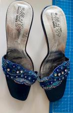 Te koop : slippers met voetbed maat 40, Ophalen of Verzenden, Nieuw