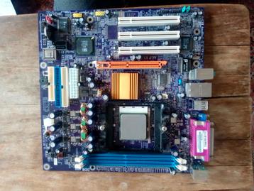 Moederboard ECS 760GX beschikbaar voor biedingen