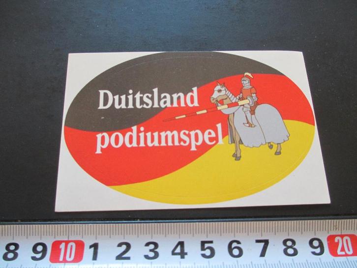 sticker strip ridder te paard lans duitsland podiumspel, Verzamelen, Stickers, Zo goed als nieuw, Ophalen