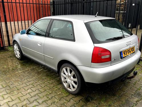 Audi A3 1.6 74KW 3D 1999 Grijs, Auto's, Audi, Particulier, A3, Benzine, Hatchback, Handgeschakeld, Origineel Nederlands, Zilver of Grijs