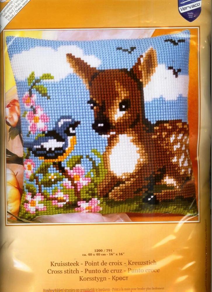 Csdo vervaco borduurpakket kussen, hert met koolmees 791, Hobby en Vrije tijd, Borduren en Borduurmachines, Nieuw, Borduurpakket