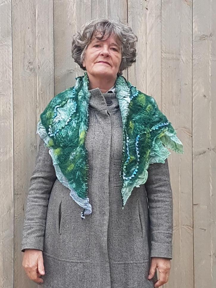 sjaal shawl handgemaakt zijde art kunst, Kleding | Dames, Mutsen, Sjaals en Handschoenen, Nieuw, Sjaal, Ophalen of Verzenden