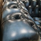 2x nieuwe Chesterfield club fauteuil blauw leer + BEZORGING, Huis en Inrichting, Fauteuils, Ophalen of Verzenden, Nieuw, Leer