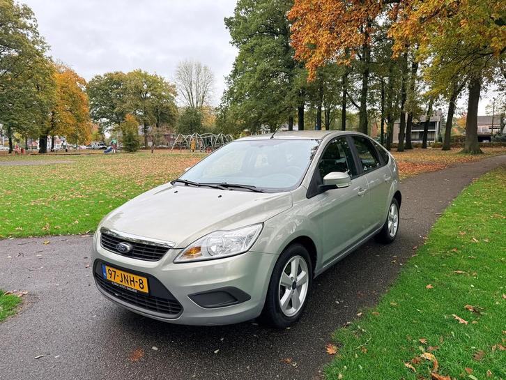 Ford Focus 1.4 Nieuwe koppeling set-Nieuwe apk-Nap, Auto's, Ford, Bedrijf, Te koop, Focus, ABS, Airbags, Airconditioning, Bluetooth
