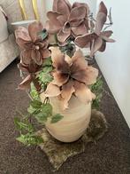 Vaas met bloemen, Ophalen of Verzenden, Zo goed als nieuw