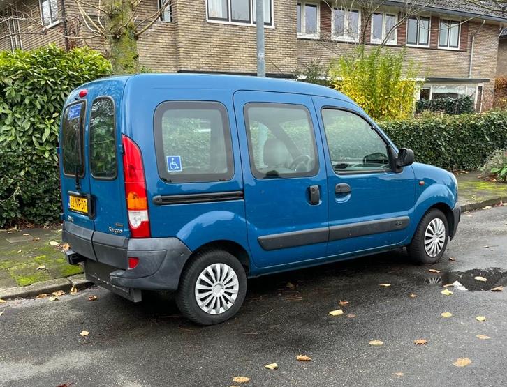 Renault Kangoo rolstoelauto, Auto's, Renault, Particulier, Kangoo, Aangepast voor mindervaliden, Benzine, C, MPV, Handgeschakeld