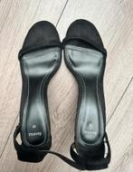 Bershka Hakken Zwart Suede - Maat 38, Pumps, Zwart, Zo goed als nieuw, Bershka
